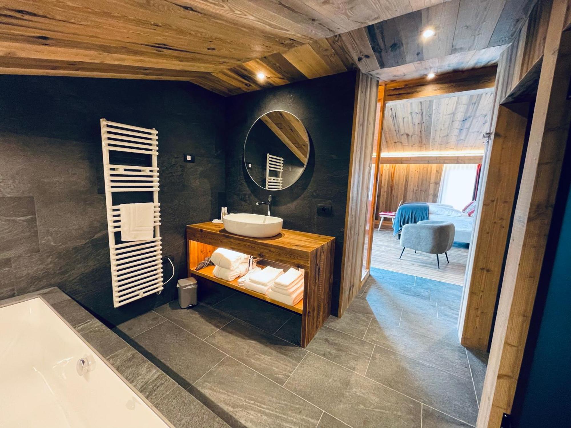 Hotel Piccolo Tibet Livigno Quarto foto